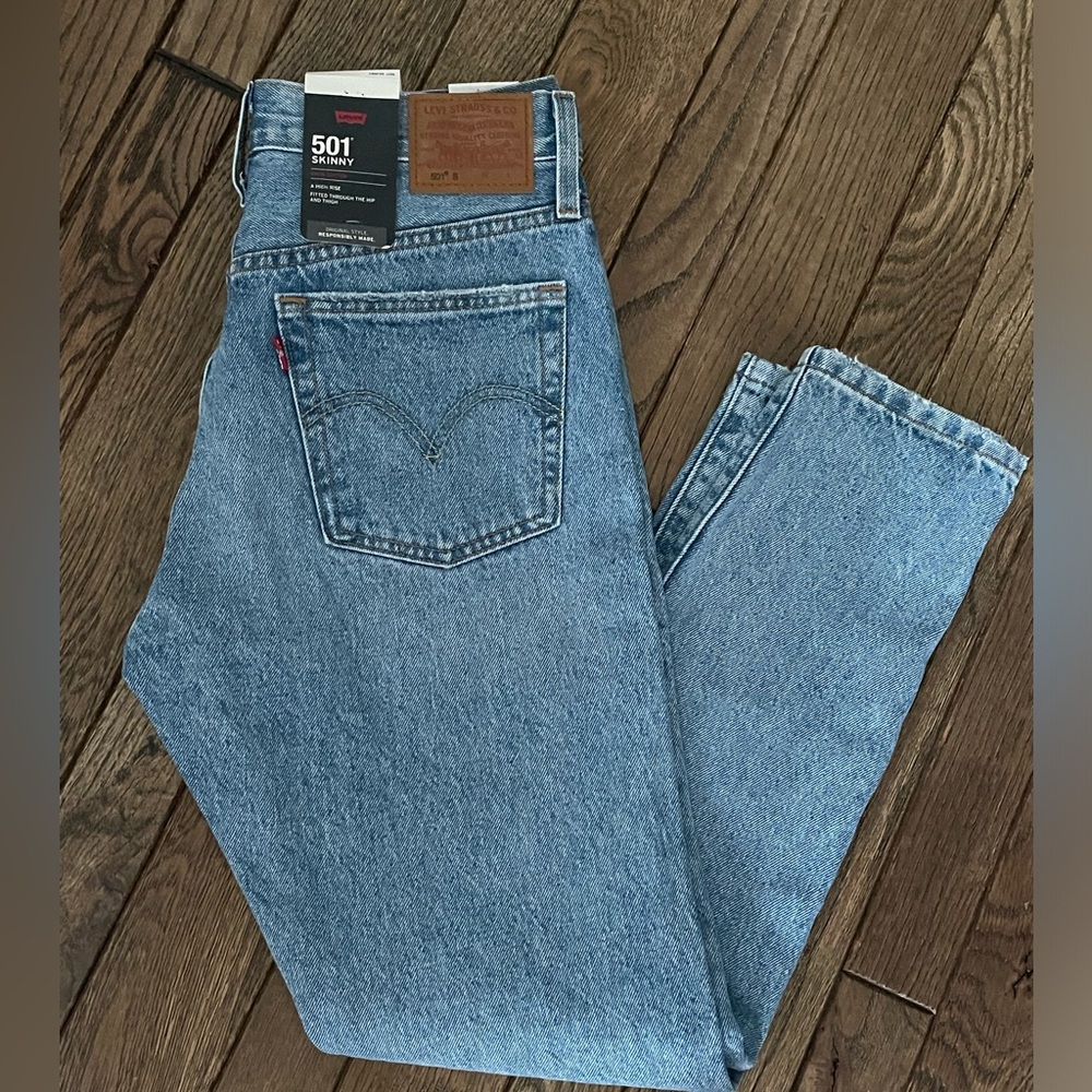 New Levi's 501 skinny 26x29